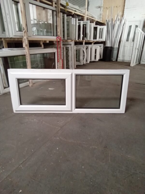Used White Upvc Window 1340mm x 520mm W0412