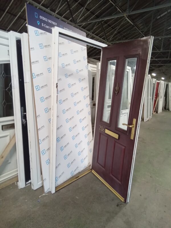 Used Brown Composite Front Door 920mm x 2095mm 0142 - Image 4