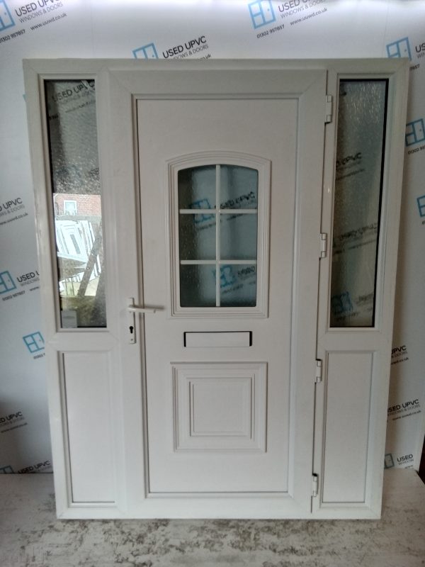 Used White Upvc Front Door And Side Panels 1540mm x 2035mm DS015 - Image 3