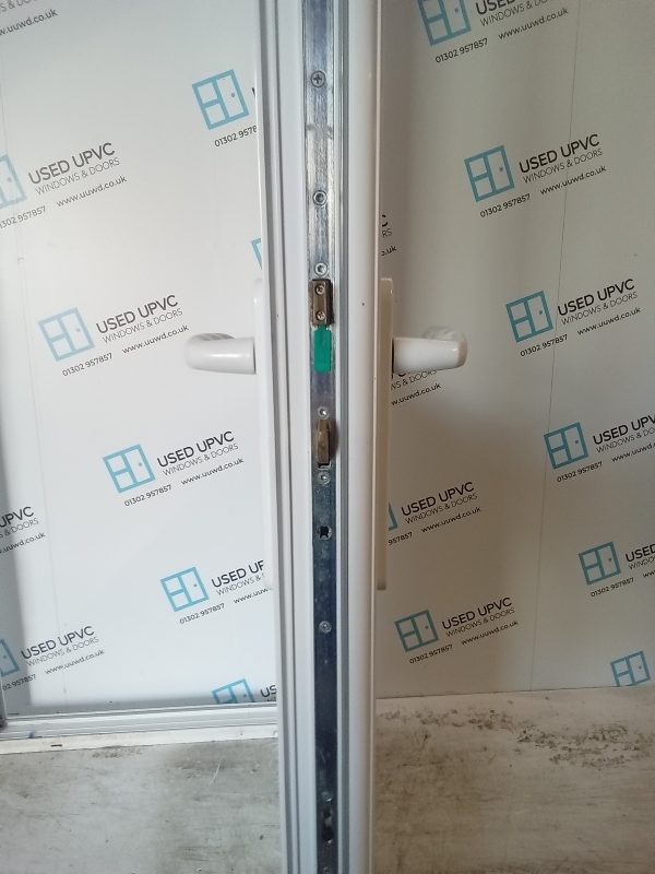 Used White Upvc Back Door (outwards opening) 925mm x 2025mm 0398 - Image 4