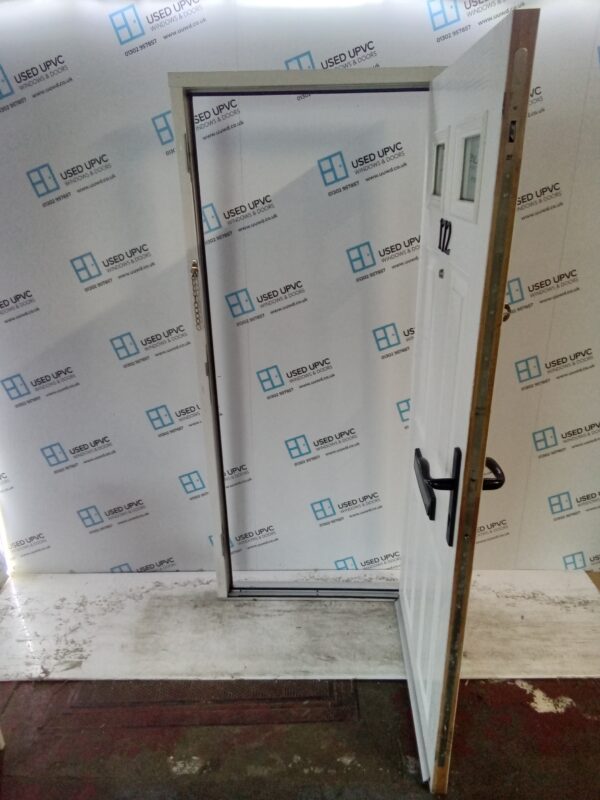 Used White Composite Front Door 870mm x 2000mm C9D44 - Image 7