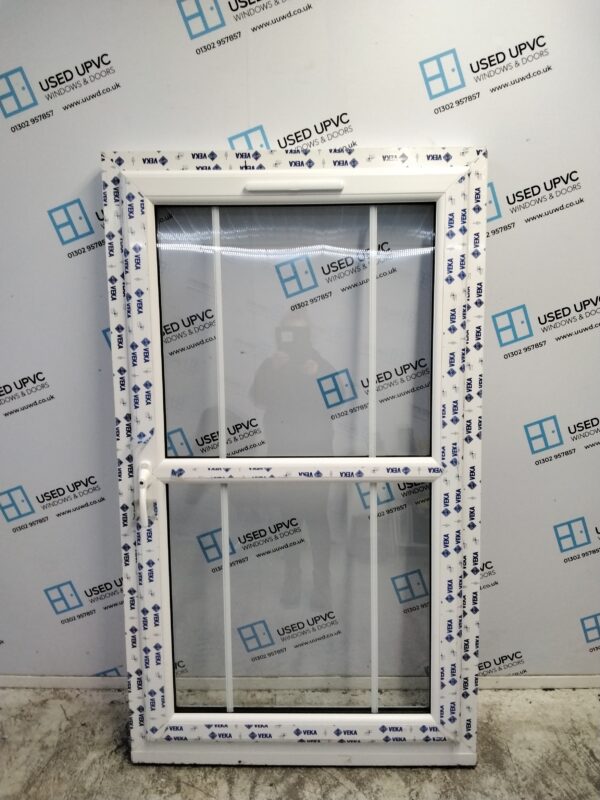 Used White Upvc Tilt and Turn window 935mm x 1600mm C2006 - Image 3