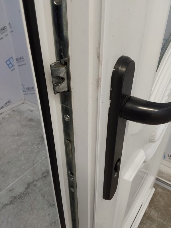 Used White Upvc Front Door 930mm x 2070mm (reduce to 915mm) 0387 - Image 7