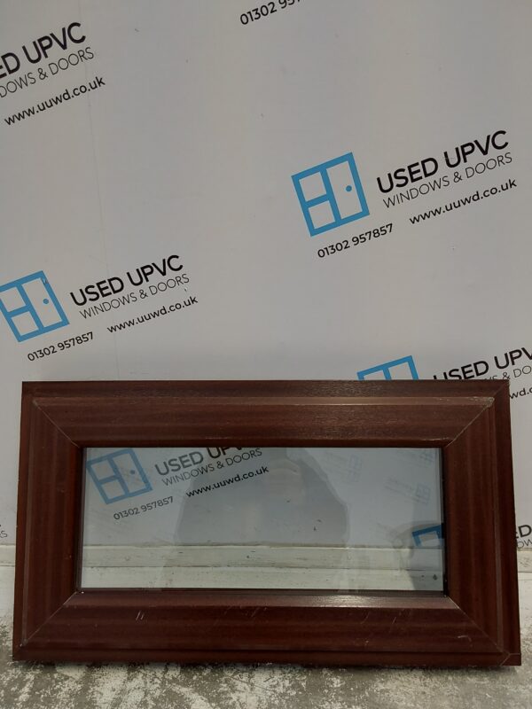 Used Woodgrain Upvc Window 750mm x 415mm W0397