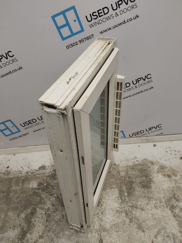 Used White Upvc Window 645mm x 415mm W0414 - Image 4