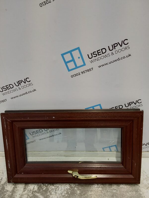 Used Woodgrain Upvc Window 750mm x 415mm W0397 - Image 2