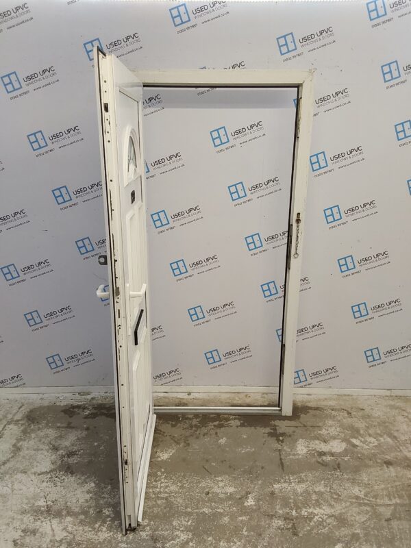 Used White Upvc Front Door 950mm x 1975mm 0441 - Image 3