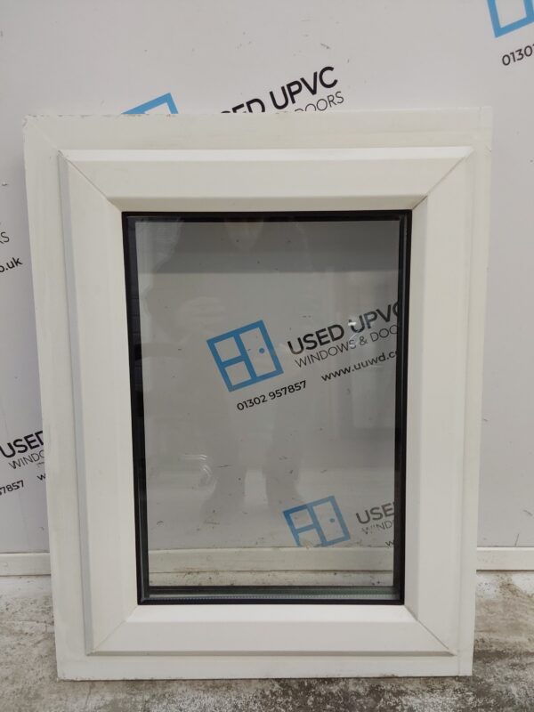 Used White Upvc Window 570mm x 750mm C2B102