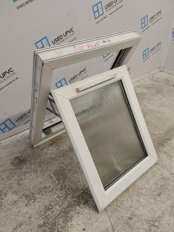 Used White Upvc Window 590mm x 740mm C2B091 - Image 4