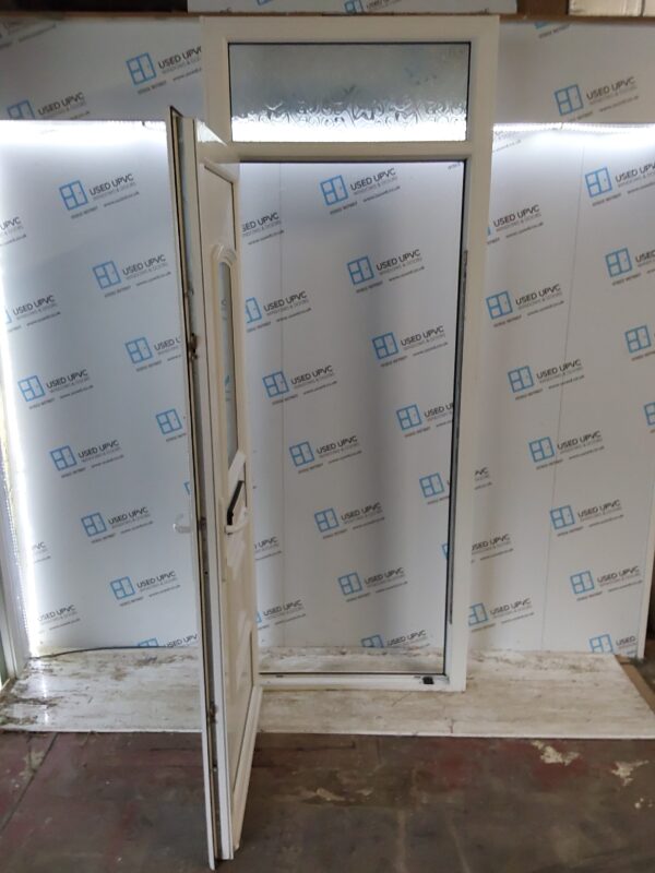 Used White Upvc Front Door And Toplight 980mm x 2540mm (reduce to 950mm) 0403 - Image 3