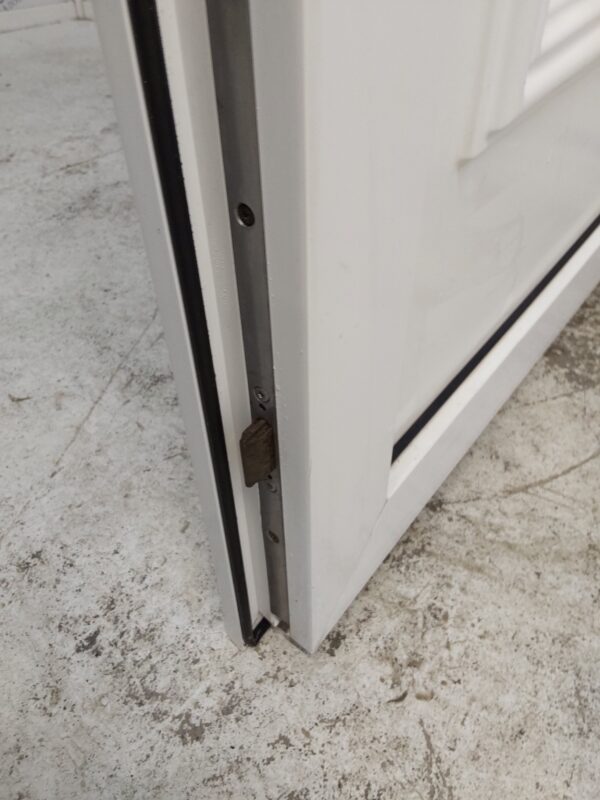 Used White Upvc Front Door 925mm x 2020mm 0030 - Image 6