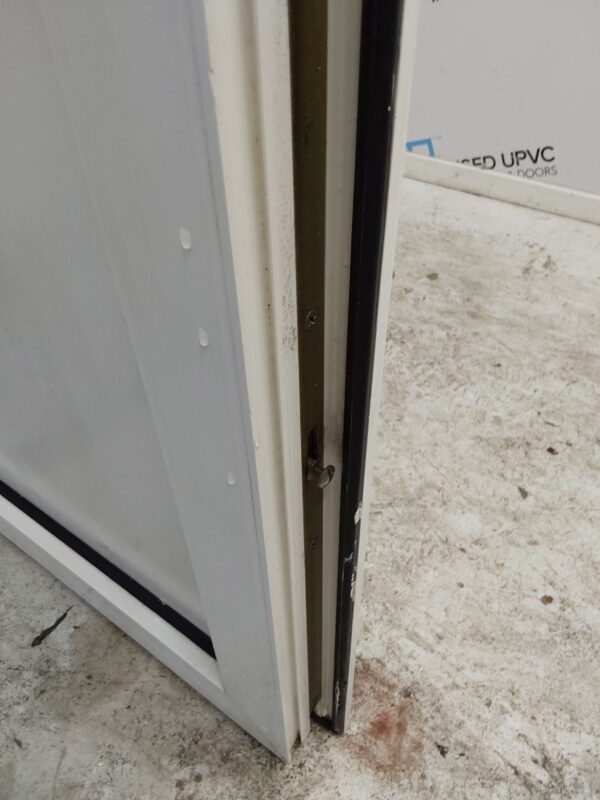 Used White Upvc Front Door 975mm x 2130mm 0066 - Image 12