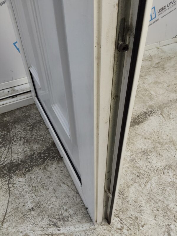 Used White Upvc Front Door 890mm x 2080mm C6029 - Image 10