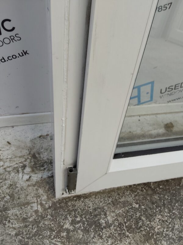 Used White Upvc Tilt And Turn Window 875mm x 1010mm C5017 - Image 6