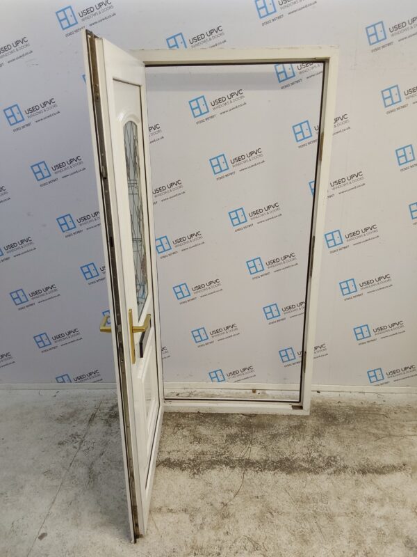 Used White Upvc Front Door 970mm x 2045mm C6041 - Image 3