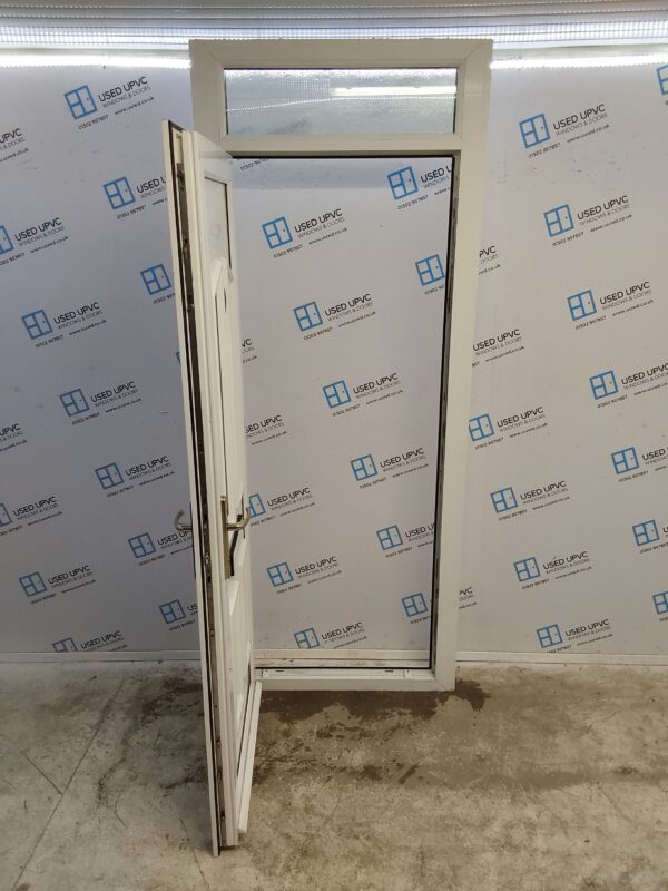 Used White Upvc Front Door And Toplight 930mm x 2360mm (reduce to 880mm) 0369 - Image 3