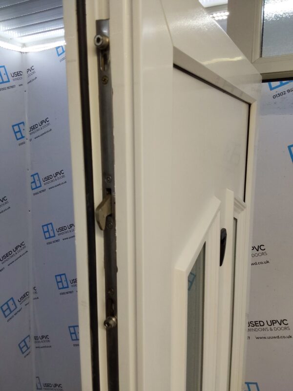 Used White Upvc Front Door And Toplight 930mm x 2360mm (reduce to 880mm) 0369 - Image 4