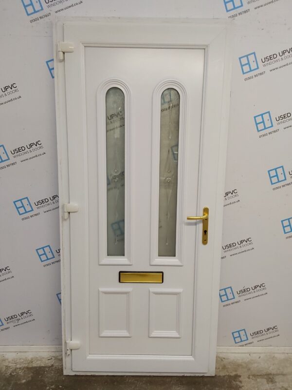 Used White Upvc Front Door 935mm x 2045mm (reduce to 920mm) C7D007 - Image 2