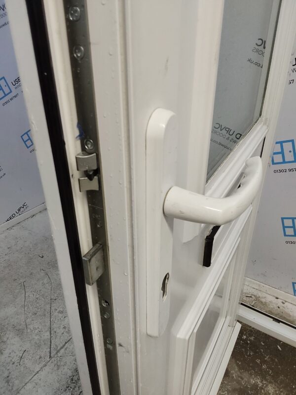 Used White Upvc Front Door 915mm x 2045mm C7D062 - Image 5