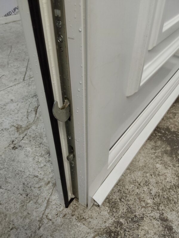 Used White Upvc Front Door 915mm x 2045mm C7D062 - Image 6