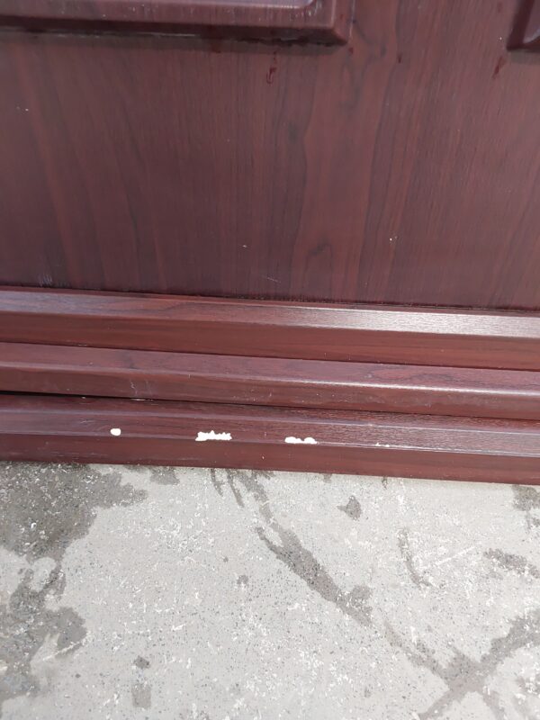 Used Rosewood Upvc Front Door 900mm x 2020mm 0690 - Image 12