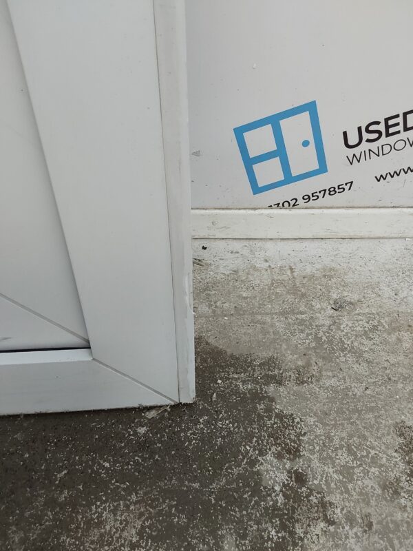 Used White Upvc Front Door 920mm x 2065mm (Reduce To 905mm) 0356 - Image 9