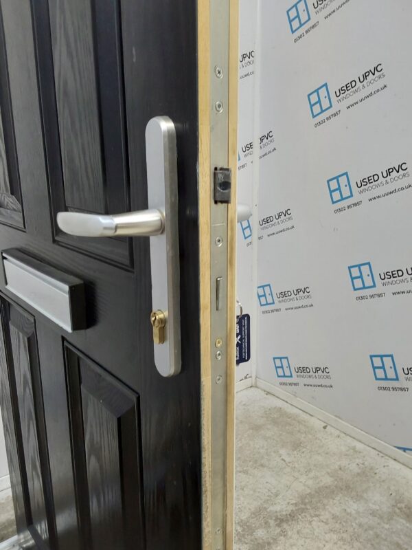 Used Black Composite Front Door 895mm x 2020mm 0247 - Image 5