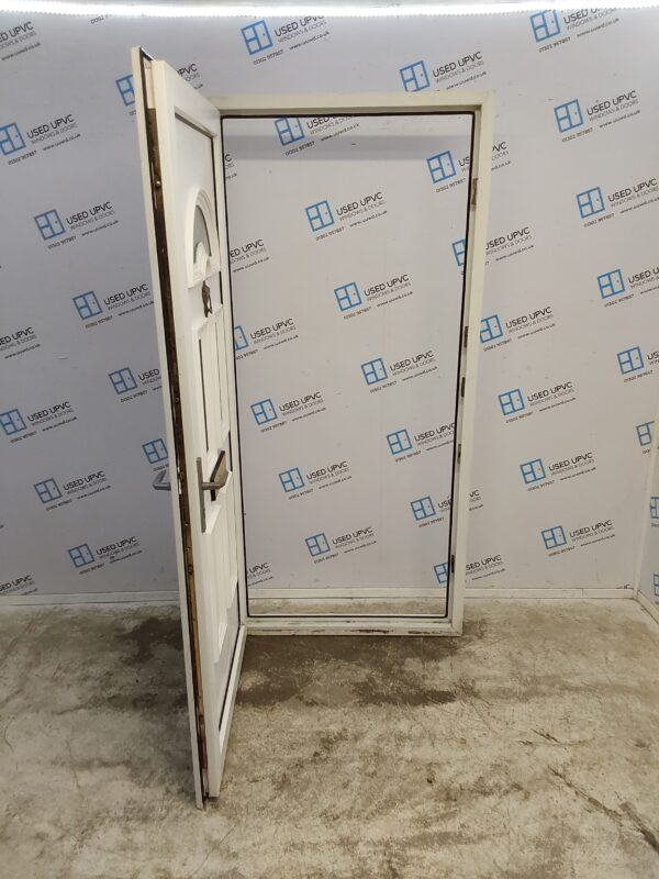 Used White Upvc Front Door 955mm x 2030mm 0183 - Image 3