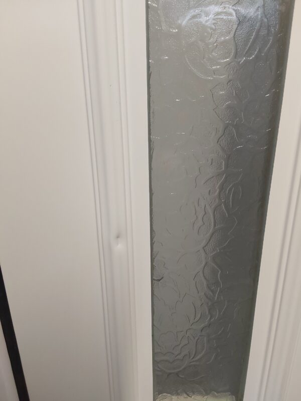 Used White Upvc Front Door 995mm x 2045mm C8D40 - Image 10