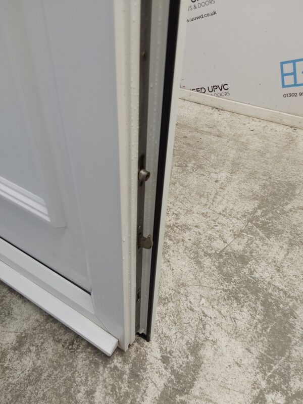 Used White Upvc Front Door 910mm x 2060mm (Reduce To 885mm) 0607 - Image 6