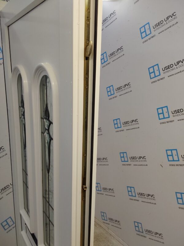 Used White Upvc Front Door 905mm x 2075mm (Reduce To 880mm) 0606 - Image 4