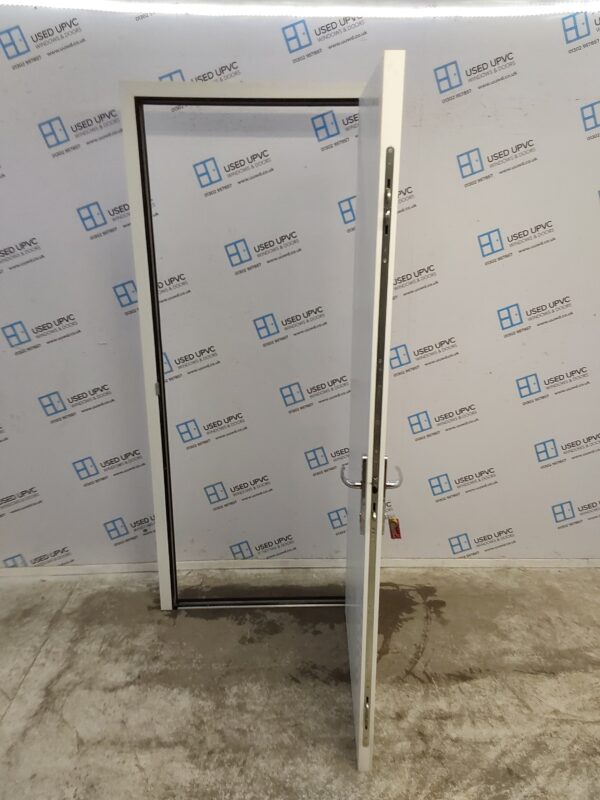 Ex-display White Composite Door 900mm x 2075mm C1ND82 - Image 3