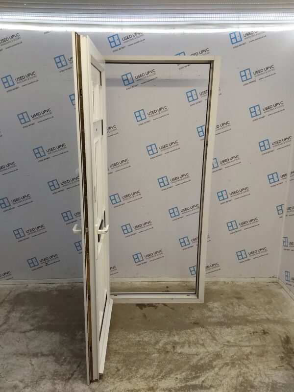 Used White Upvc Front Door 945mm x 2070mm 0823 - Image 3