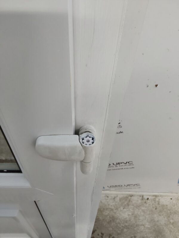 Used White Upvc Front Door 945mm x 2065mm (Reduce To 925mm) C7D072 - Image 7