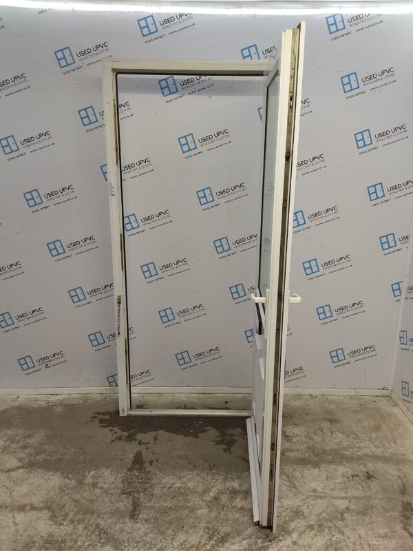Used White Upvc Front Door 945mm x 2065mm (Reduce To 925mm) C7D072 - Image 3