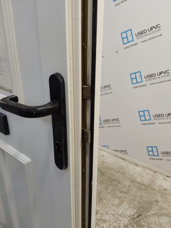 Used White Upvc Front Door 995mm x 2045mm C8D40 - Image 5