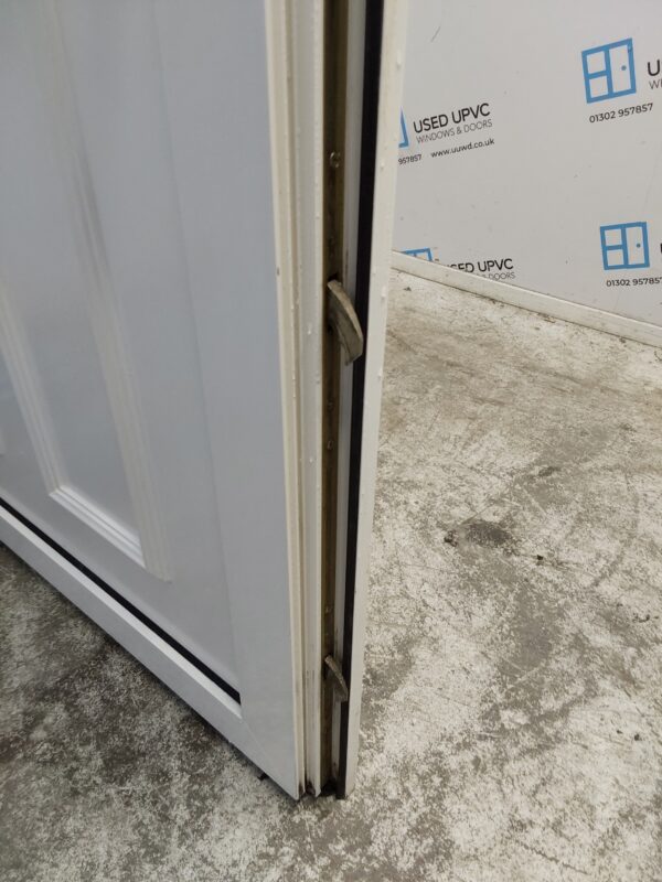 Used White Upvc Front Door 995mm x 2045mm C8D40 - Image 6