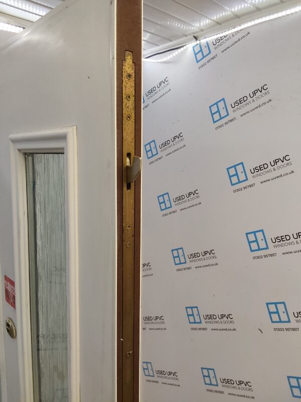Used White Upvc Front Door 905mm x 2085mm 0562 - Image 4