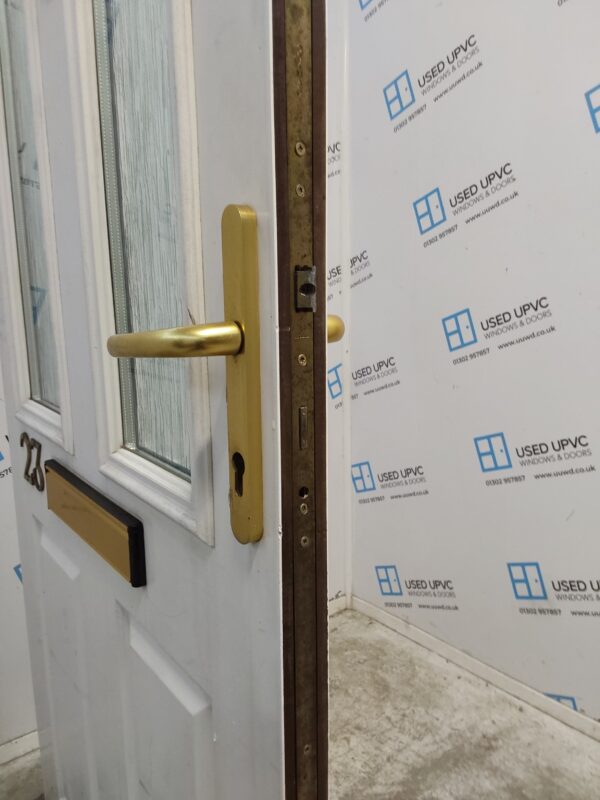 Used White Upvc Front Door 905mm x 2085mm 0562 - Image 5