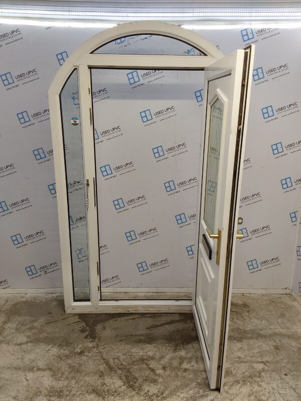 Used White Upvc Front Door With Side Panels And Toplight 1390mm x 2245mm DS009 - Image 3