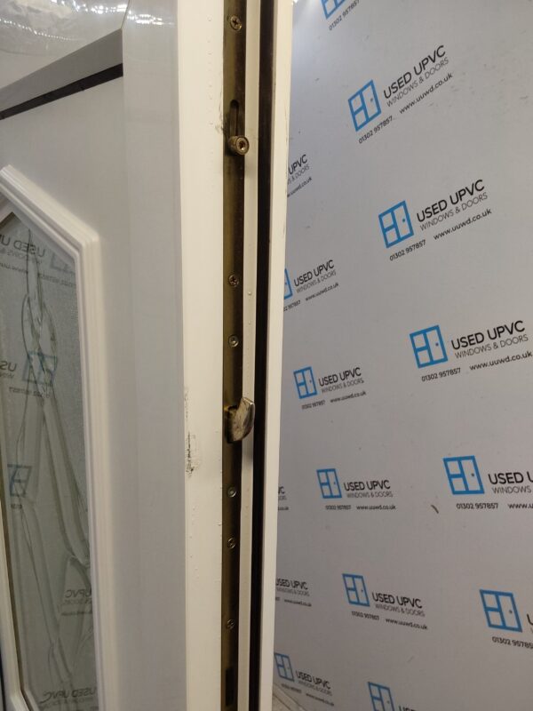 Used White Upvc Front Door With Side Panels And Toplight 1390mm x 2245mm DS009 - Image 4