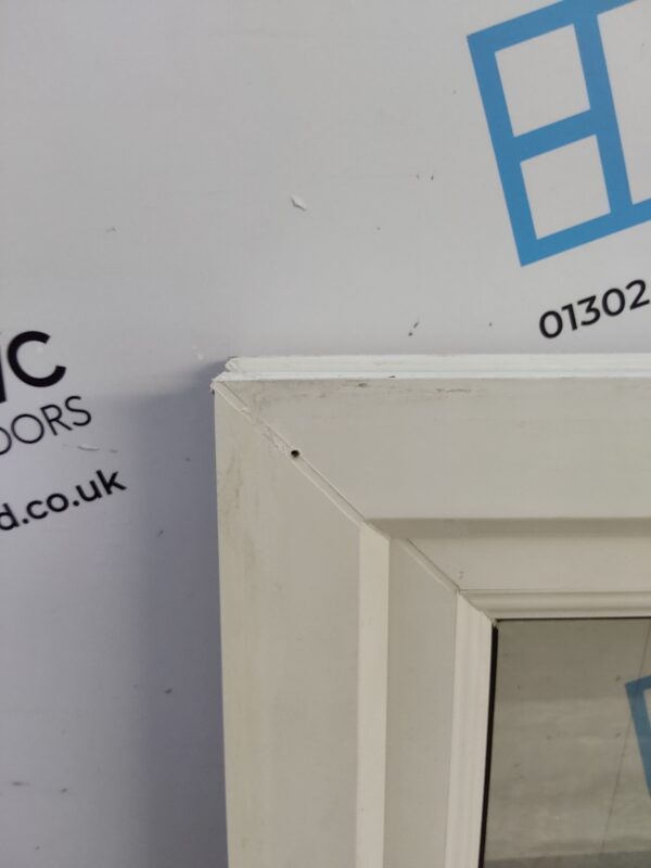 Used White Upvc Window 2565mm x 1560mm LW0046 - Image 4