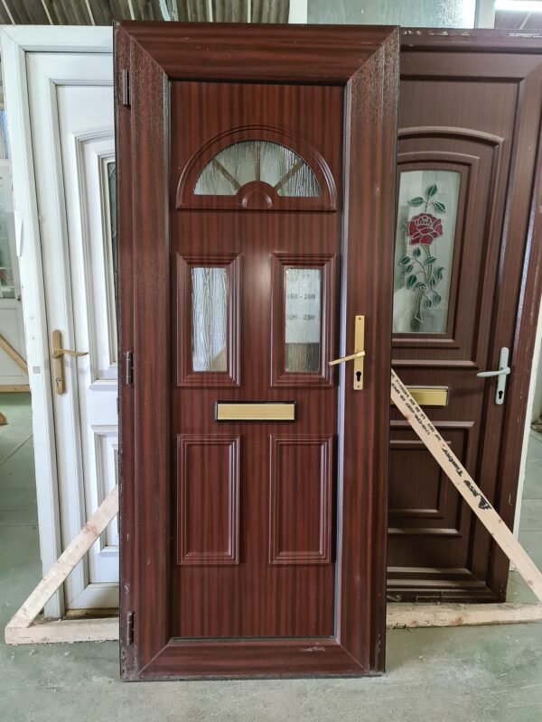 Used Upvc Woodgrain Front Door 880mm x 2080mm (0235) - Image 2