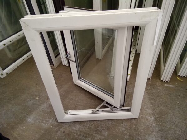 New White Upvc Window 600mm x 750mm NW055 - Image 2