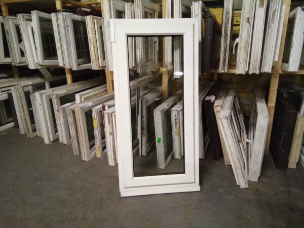 Used White Upvc Window 610mm x 1280mm W0325