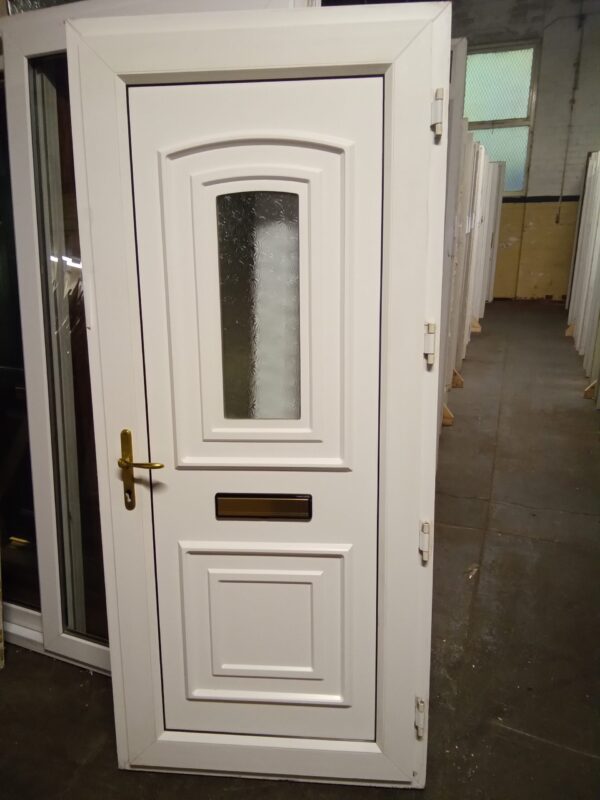 Used White  Upvc Front Door 910mm x 2040mm 0814 - Image 2