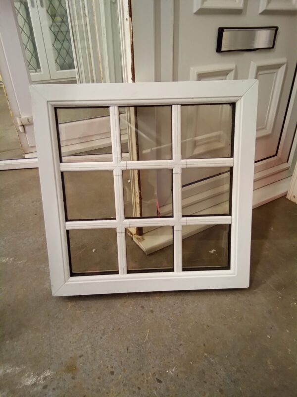 Brand New White Upvc Window 600mm x 600mm C7026