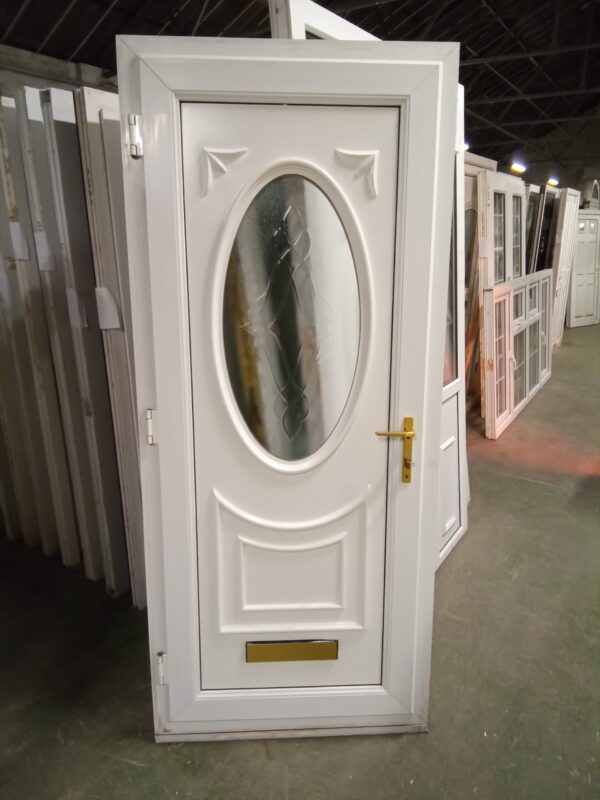 Used White Upvc Front Door 905mm x 2105mm 0121 - Image 2