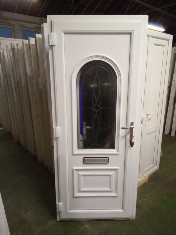 Used White Upvc Front Door 885mm x 2085mm 0260 - Image 3