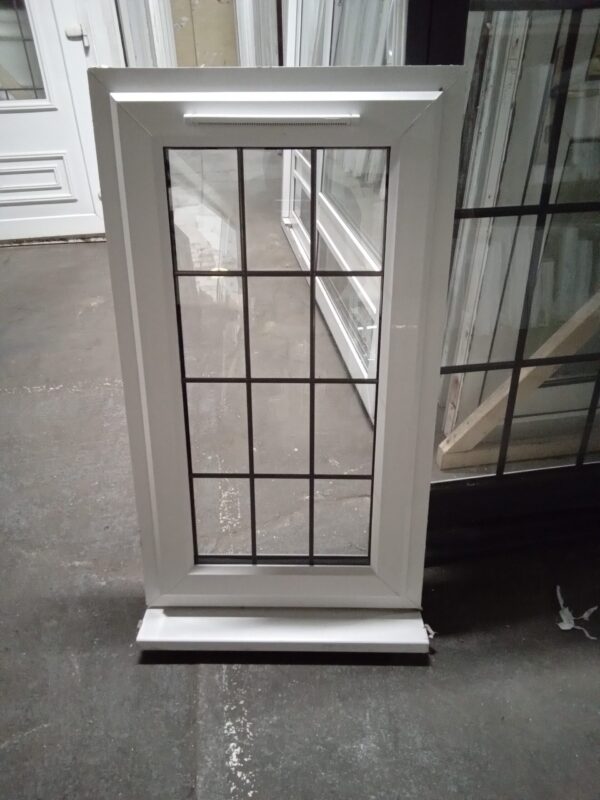 Used White Upvc Window 580mm x 1030mm W0320